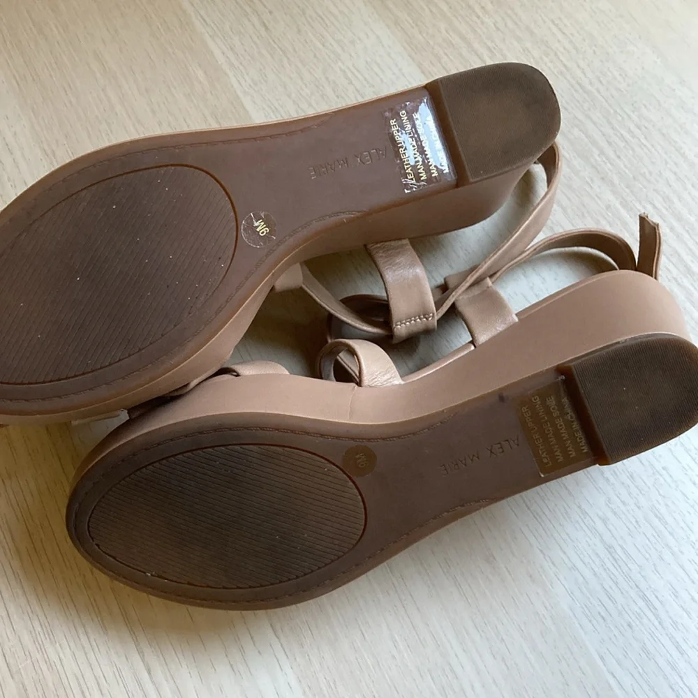 Alex Marie Tan Block Heel Sandals, Wedges Size 9 women’s